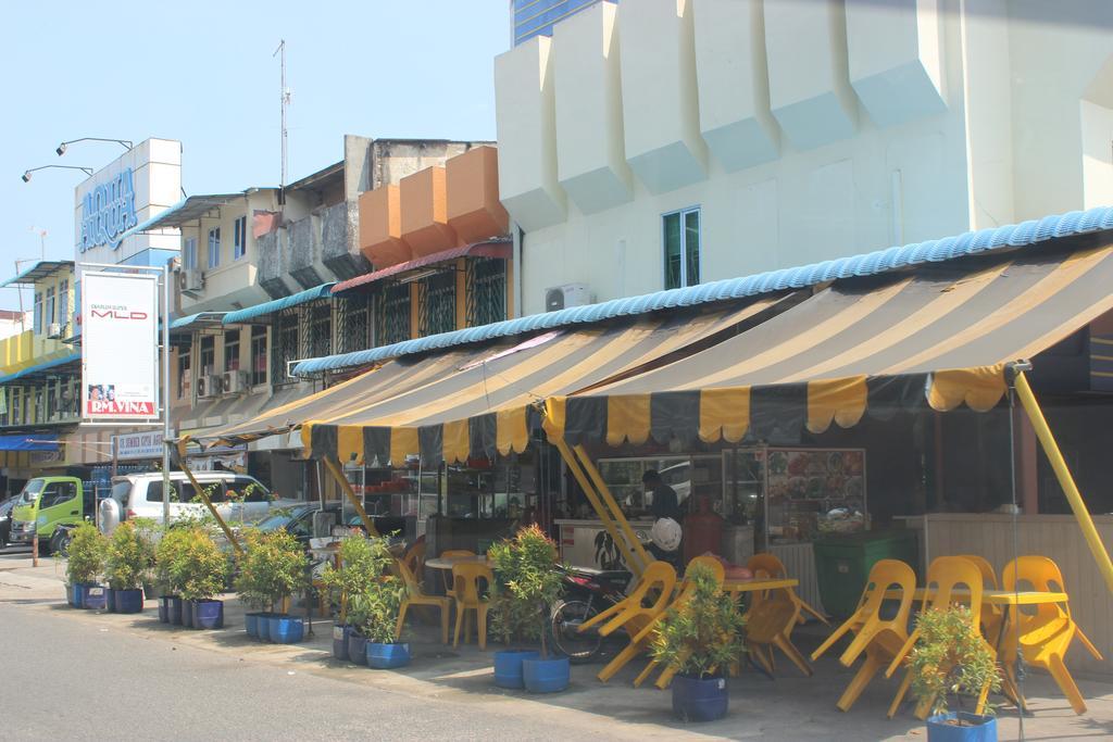 Biz Hotel Batam Nagoja Zewnętrze zdjęcie